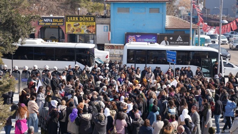 Barışa İhtiyacım Var Kadın İnisiyatifi’nden Kobanê Sınırında Buluşma